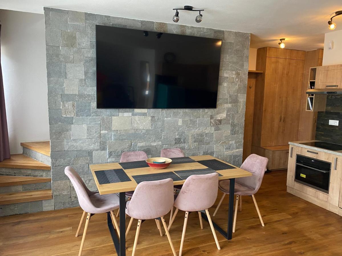 Superb Myto Apartment Mýto pod Ďumbierom Εξωτερικό φωτογραφία